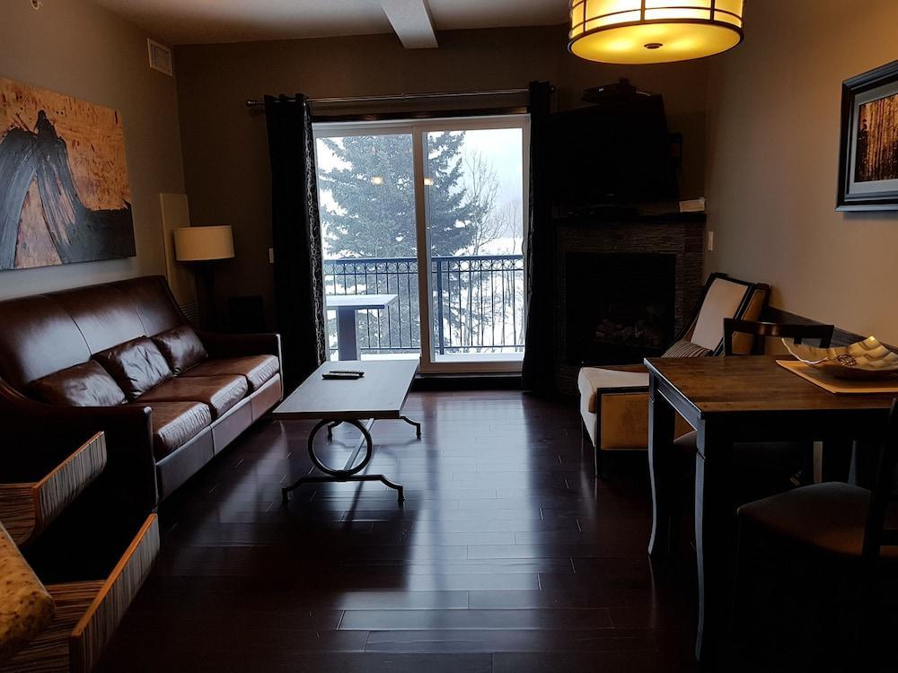 Paradise Resort Club And Spa Canmore Extérieur photo