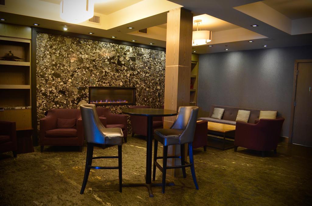 Paradise Resort Club And Spa Canmore Extérieur photo