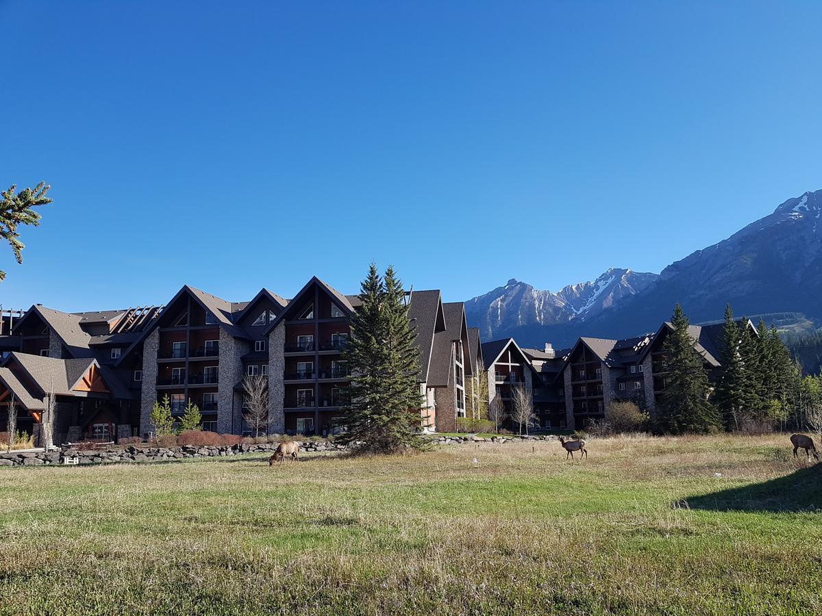Paradise Resort Club And Spa Canmore Extérieur photo