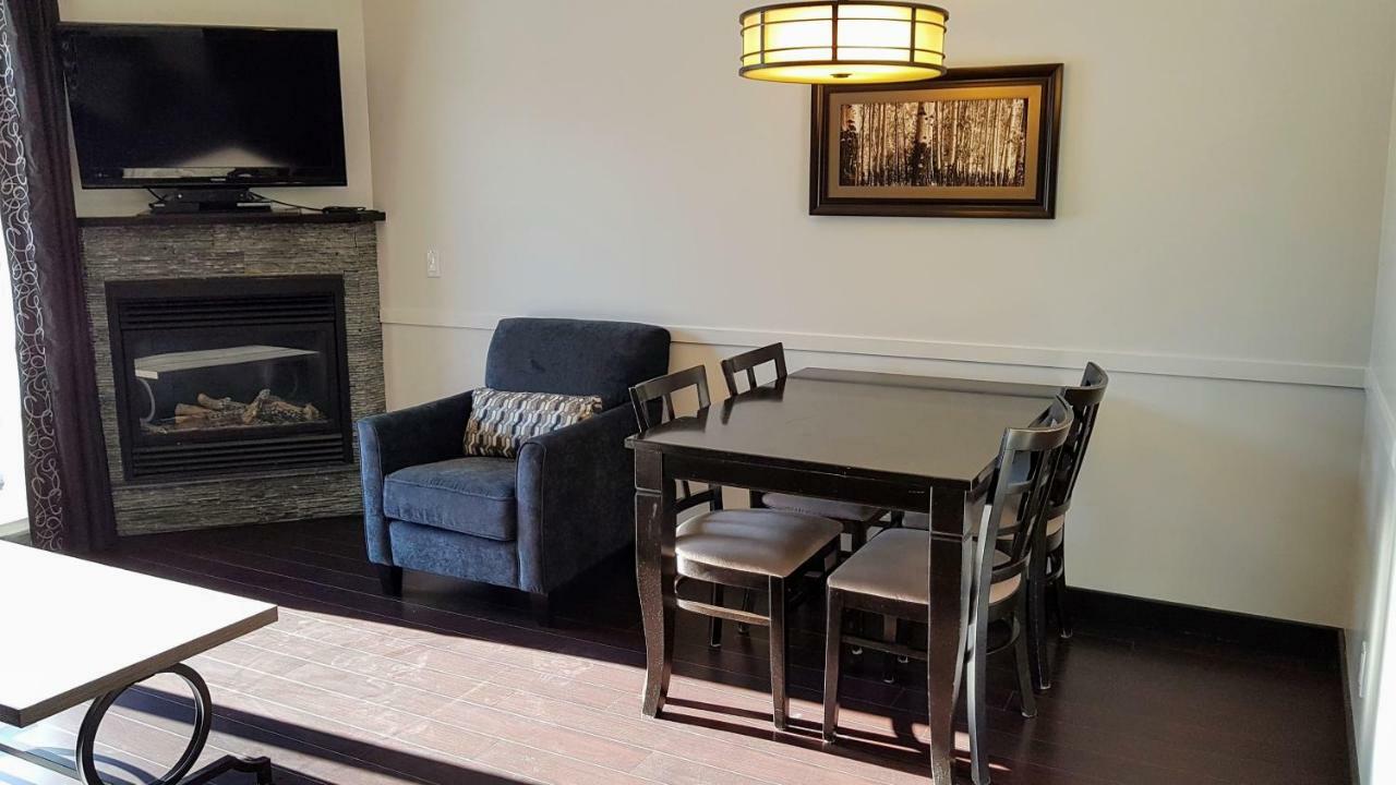 Paradise Resort Club And Spa Canmore Extérieur photo